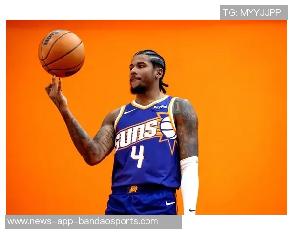 乌布雷半场表现惨淡5投全失仅获6篮板球队陷入困境